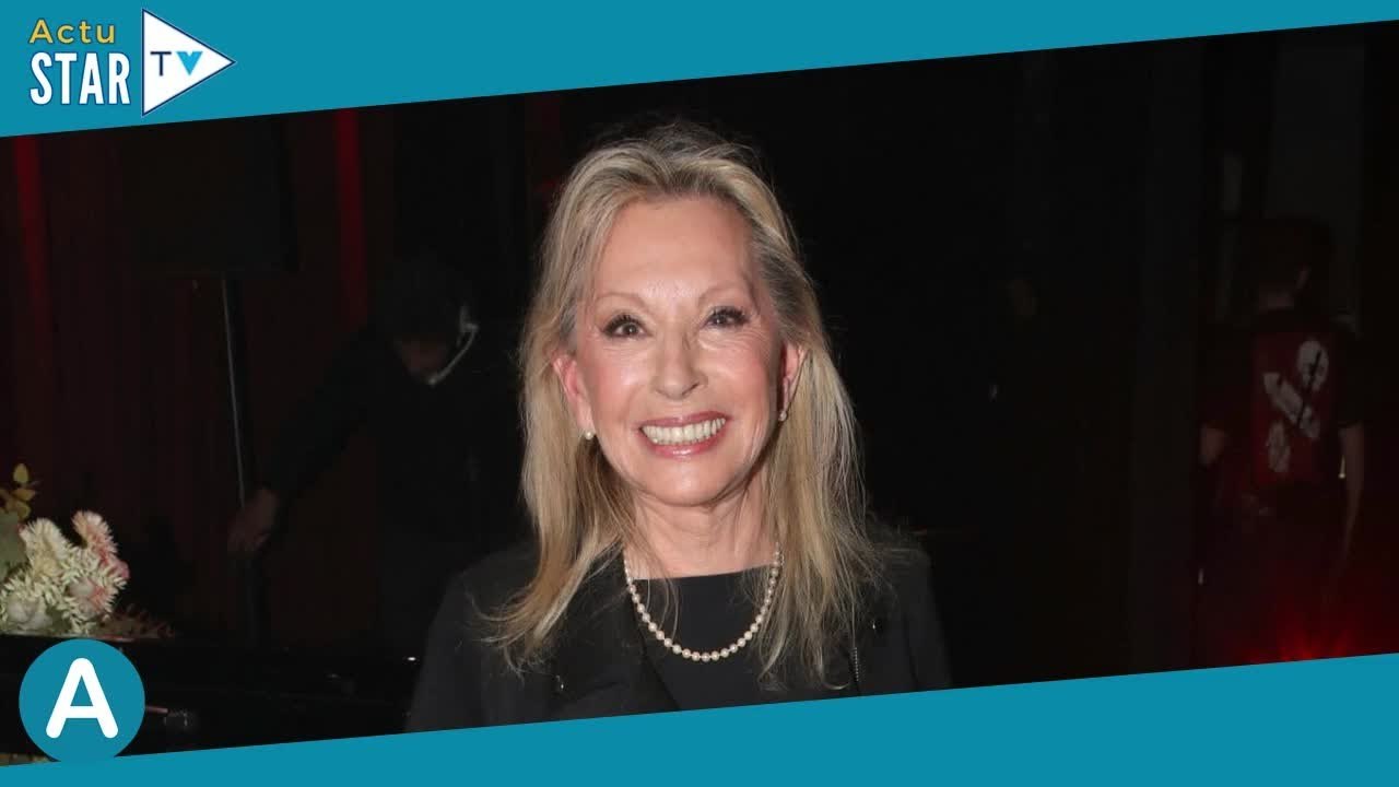 VIDEO Véronique Sanson au mariage de son charmant fils Christopher : émotion et retrouvailles avec s