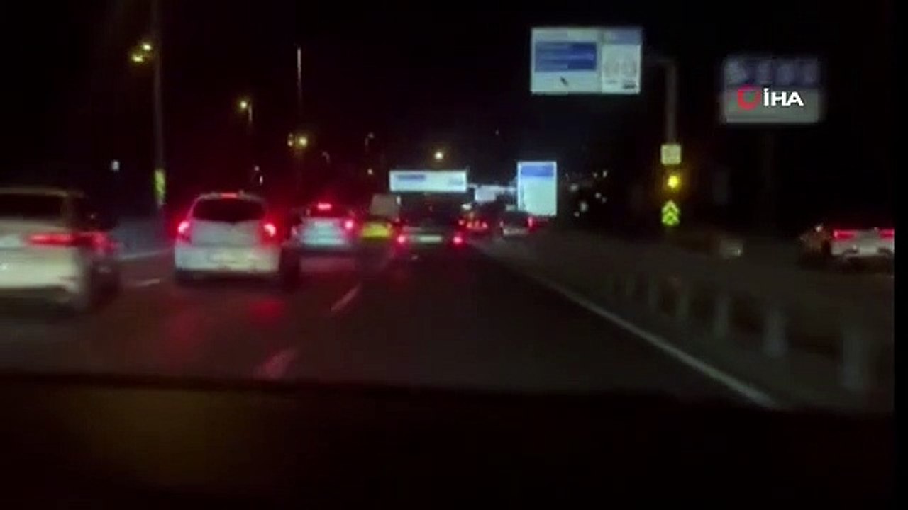 Katastrophaler Unfall in Bahçelievler vor der Kamera: Das Motorrad befand sich unter dem angefahrenen Fahrzeug