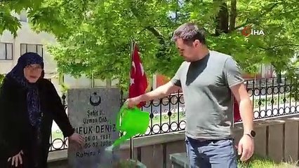 Şehit annesinden duygulanan sözler: 'Rüyamda beni bayramlaşmaya çağırdı'