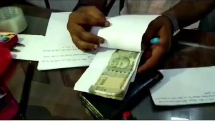 मेरठ: 5000 की घूस लेते एमडीए की महिला क्लर्क रंगे हाथ गिरफ्तार