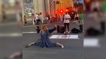Ayşe Arman’ın dansçı kızı Alya Dormen, Fransa’da sokakta dans etti