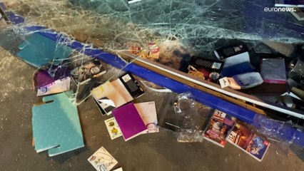 أعمل نهب ترافق رابع ليلة من الاحتجاجات على مقتل الفتى نائل في فرنسا