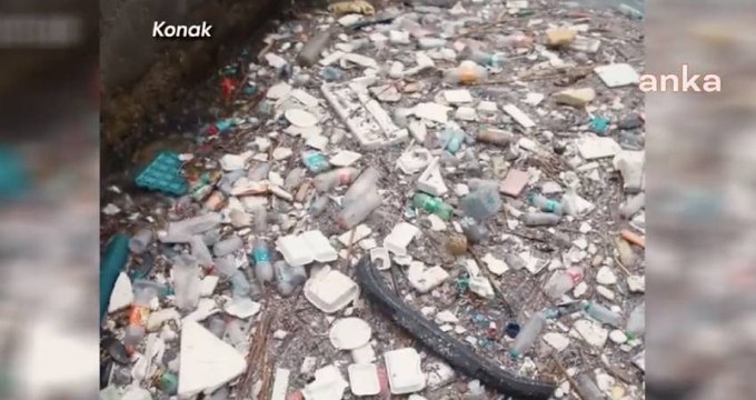 Tunç Soyer günde 2,5 ton atık toplanan İzmir Körfezi için çağrı yaptı: İzmir çok daha güzelini hak ediyor