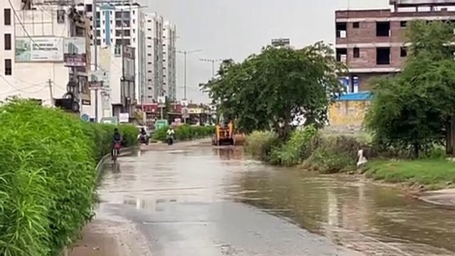 ड्रेनेज सिस्टम का हाल...जहां वीआईपी वहां व्यवस्था दुरुस्त, जनता के हिस्से में पानी ही पानी
