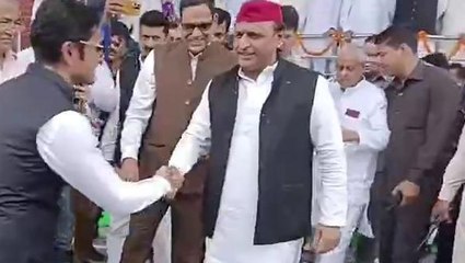 बाराबंकी पहुंचे सपा अध्यक्ष अखिलेश यादव, भाजपा सरकार पर जमकर साधा निशाना...