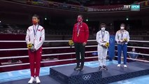 Milli boksör Busenaz Sürmeneli Polonya'da altın madalya kazandı