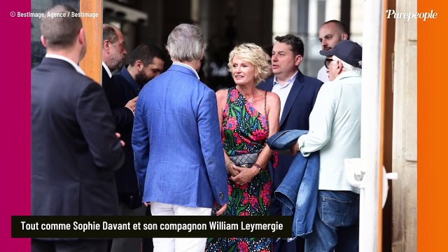 Didier Barbelivien en famille : entouré de ses jumelles de 12 ans et de sa femme Laure pour un grand mariage