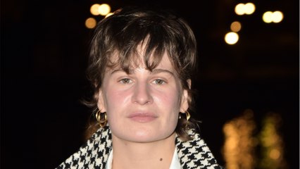 GALA VIDÉO - Christine and the Queens en colère : ému, il évoque la transphobie dont il est victime