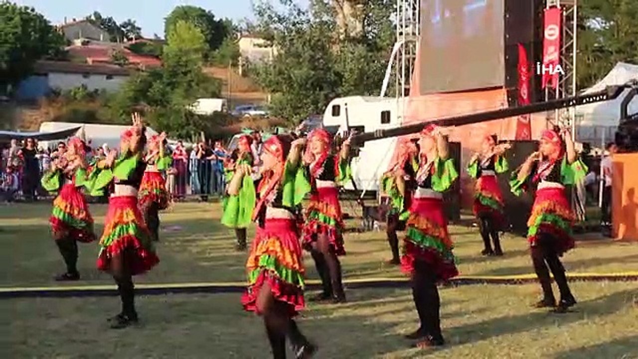 Tekirdağ'da Geleneksel Keşkek Şenliği Renkli Görüntüler Oluşturdu