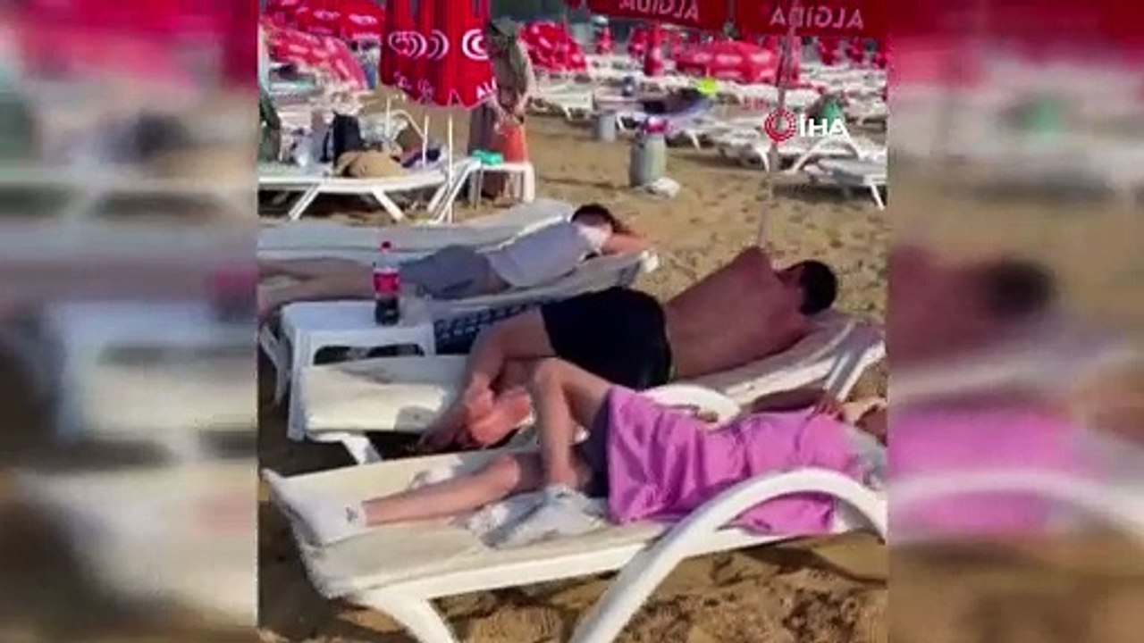 Otellerde yer bulamayan tatilciler araçlarda sabahladı, ortaya 'pes' dedirten görüntüler çıktı