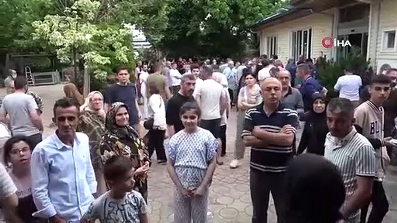 Metzgerbesitzer, die den Opfern gefrorenes Fleisch gaben, wurden vor Gericht geschickt