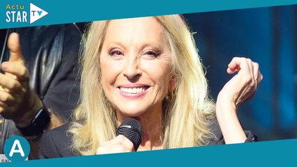 Véronique Sanson : son fils Christopher s'est marié, la chanteuse accompagnée d'un ex célèbre