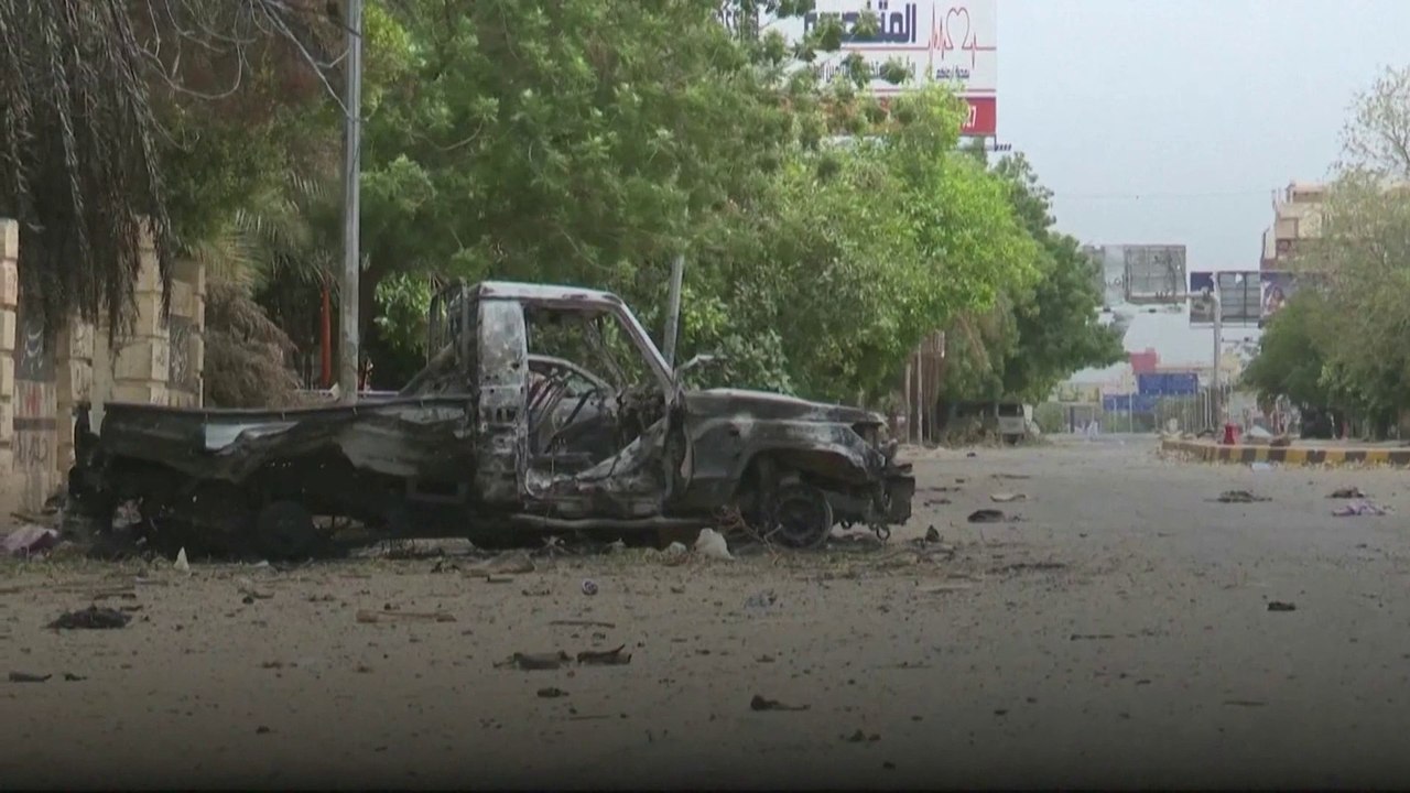 مراسل #العربية: اشتباكات عنيفة في أم درمان مع تحليق مكثف لطيران الجيش #السودان