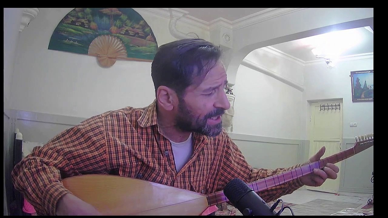 Uğur Solmaz - Seninde Yüzün Gülmesin - Canlı Perfomans