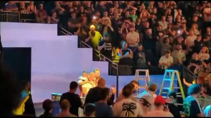 Sheamus attacks Austin Theory in London - WWE Smackdown 6/30/23