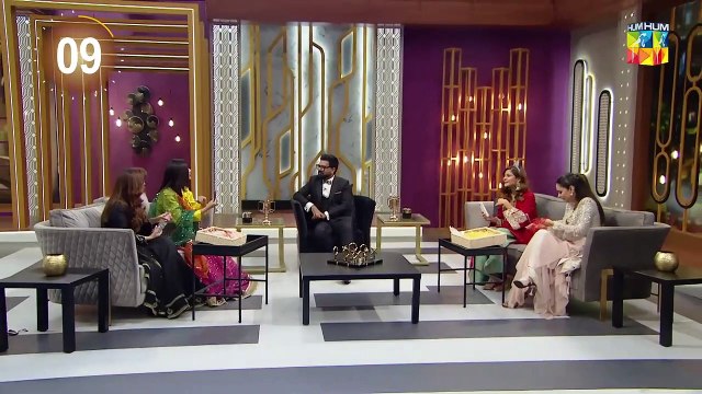 Bacha Tou Bacha Hota Hai Na...!! #ayeshaomar #yasirhussain - Hum Eid Show