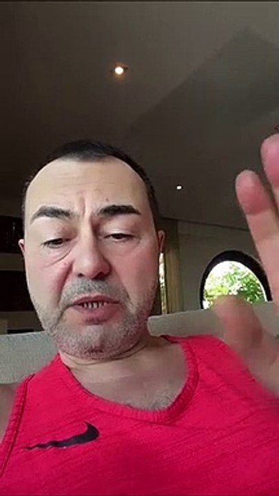 Sinan Akçıl, takipçileriyle dertleşen Serdar Ortaç'a öfkelendi: Hepimizle dalga geçiyorsun