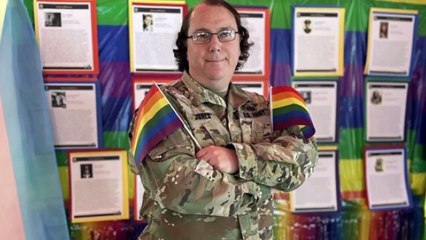 Le trans commandant de l'armée américaine, partagé par le Pentagone, est tombé dans le langage des réseaux sociaux
