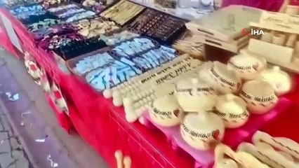 Les habitants de Şanlıurfa, accablés par la chaleur, ont repris leur souffle à Beyazsu.