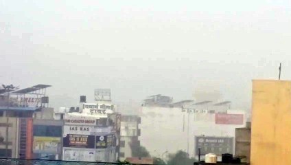 बादल और सूरज की लुकाछिपी के बीच बरसात का दौर जारी