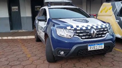 Olha a faca! mulher é detida por ameaça no Periolo