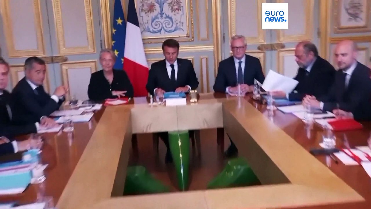 Émeutes en France : mort d'un jeune sapeur-pompier lors d'une intervention à Saint-Denis (ministre)