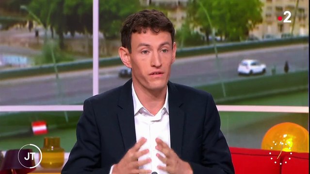 Selon l'IGP, le policier qui a tiré sur Nahel n'a pas dit Je vais te mettre une balle dans la tête mais Les mains derrière la tête (France 2)