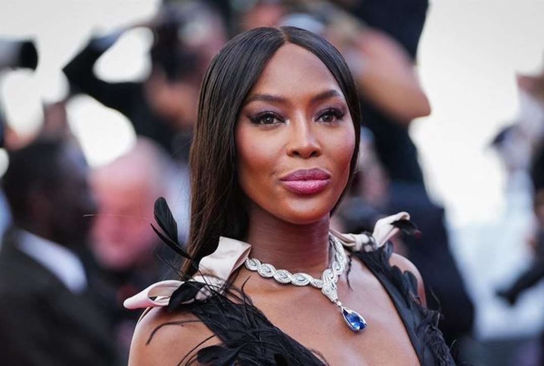 Naomi Campbell, maman pour la seconde fois à 53 ans, voici son bébé en photo… « Il n’est jamais trop tard »