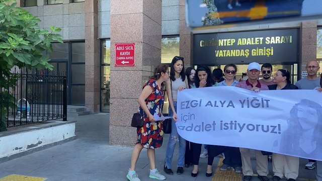 Ezgi Alya Yiğit davası 16 Ekim'e ertelendi: Yargı hukuka göre değil, siyasi atmosfere göre karar veriyor