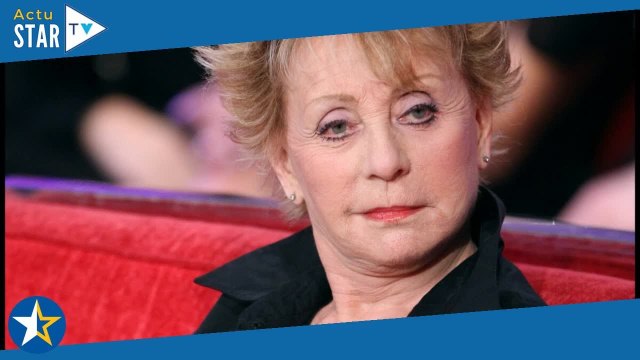 Maison de stars : Annie Cordy et sa sublime villa blanche, carrée et lumineuse sur la Côte d'Azur (v