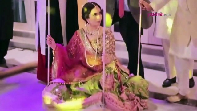 Terazinin bir tarafına gelini diğer tarafına gelinin kilosunca altın koydular! Dubai'de bir düğünde...