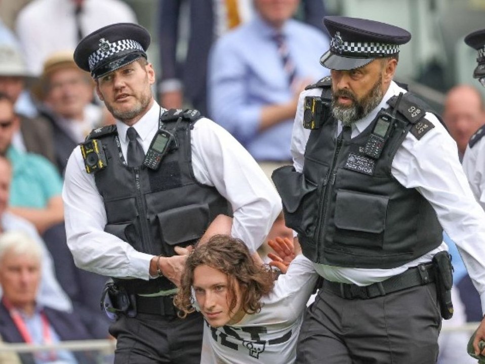 Großbritannien: So hart darf die Polizei gegen Demonstranten vorgehen
