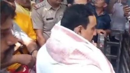 छतरपुर: गृह मंत्री नरोत्तम मिश्रा पहुंचे बागेश्वर धाम, गुरुपूर्णिमा महोत्सव कार्यक्रम में हुए शामिल