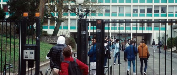 Un métier sérieux Bande-annonce VF