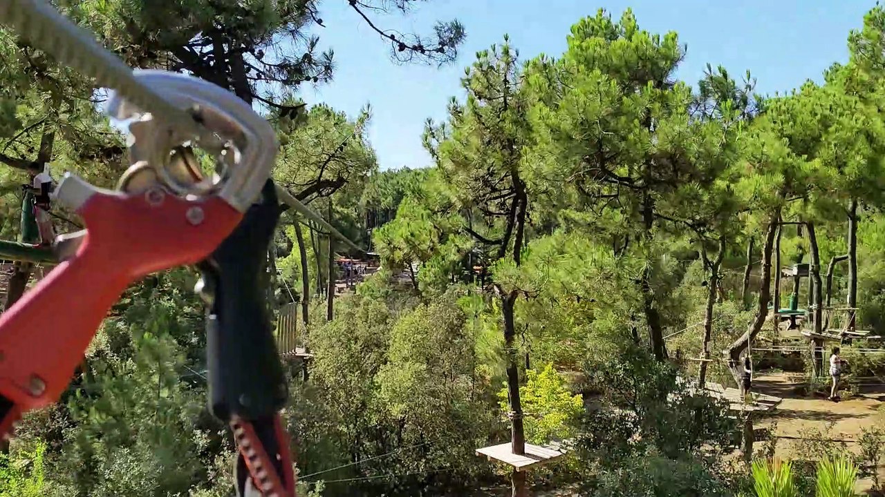 Tyrolienne XXL de 250 m à l'Explora Parc de Saint-jean-de-Monts