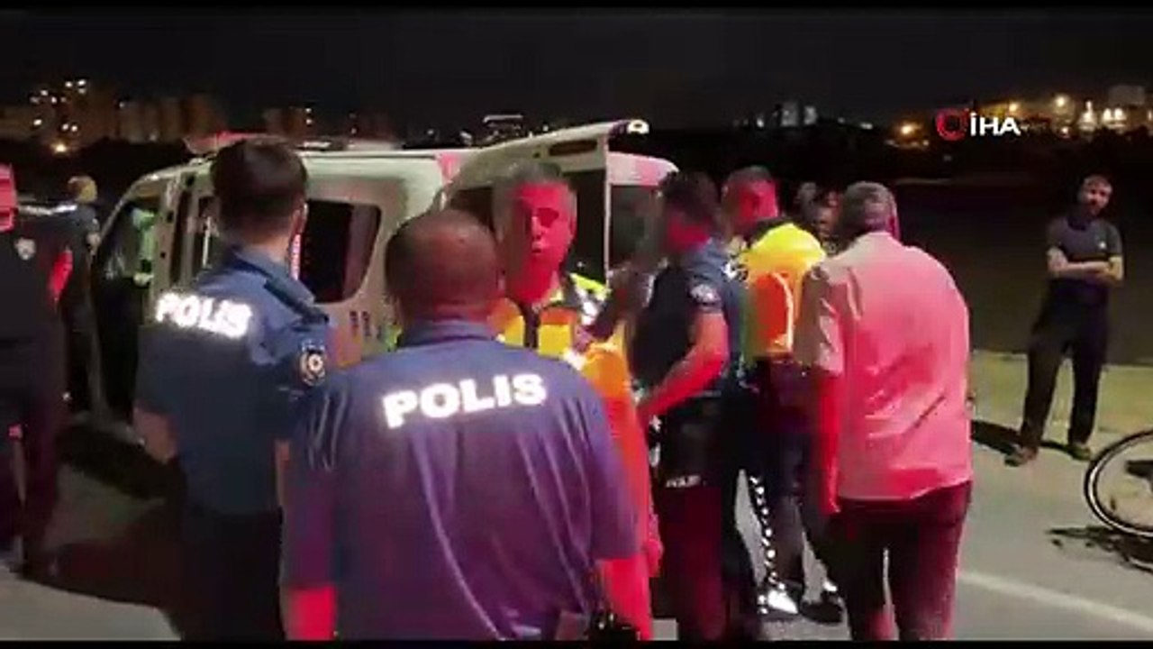 Des jeunes handicapés mentaux qui ont raté le bus public à Kayseri ont mobilisé les équipes