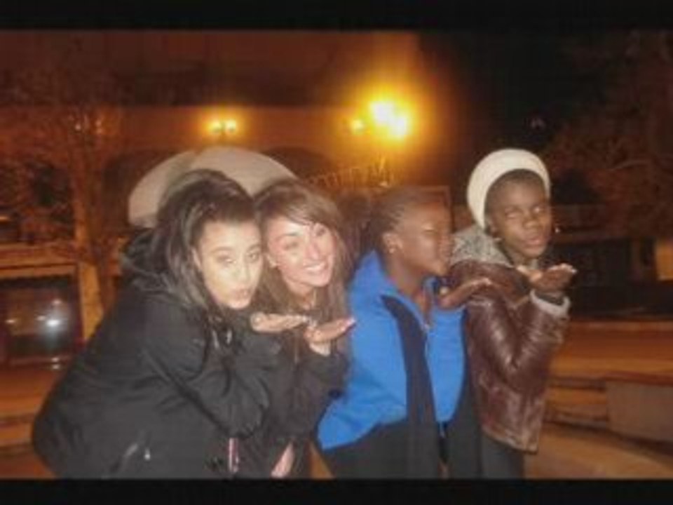 HiIpP h0oP FùZiIo0nN CcReEwW