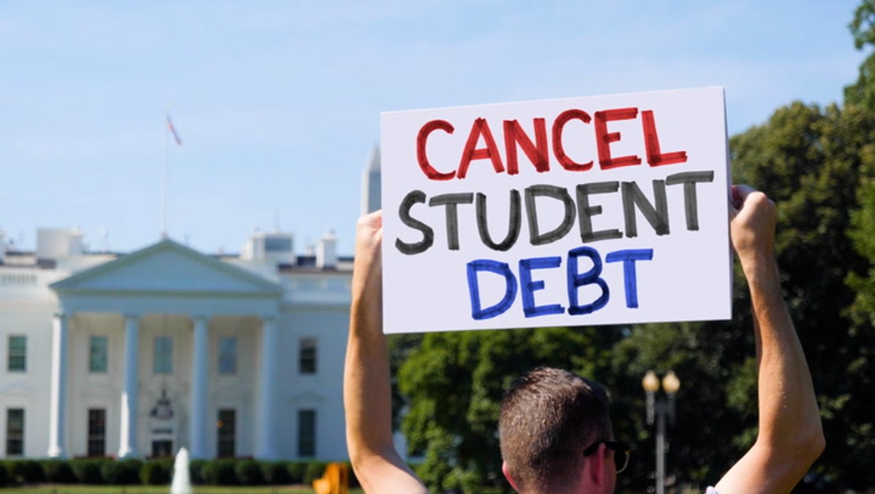 Supreme Court strikes down Biden's student-debt relief plan