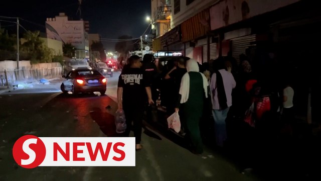 Residents of Jenin camp flee homes as Israeli raid continues