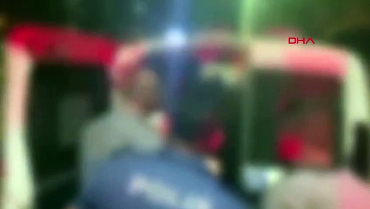 15-Jähriger verpasste den geparkten Bus und hatte einen Unfall