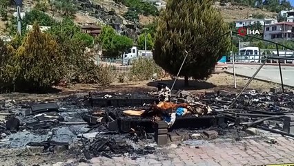 Depremzede esnafın önce iş yeri yağmalandı, sonra çadırı yakıldı