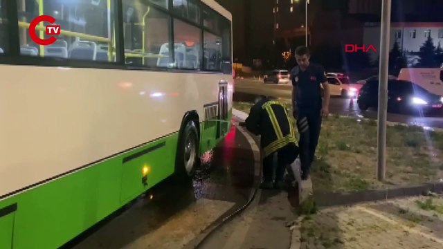 15 YAŞINDAKİ ÇOCUK, KONTAĞI ÜZERİNDE OLAN HALK OTOBÜSÜNÜ KAÇIRDI