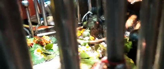 जटाशंकर में स्नान कर भक्तों ने किया जलाभिषेक