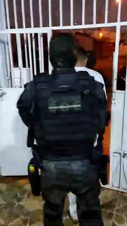 PCDF cumpre mandados de prisão temporária contra grupo que aplicava golpes de aluguel no DF