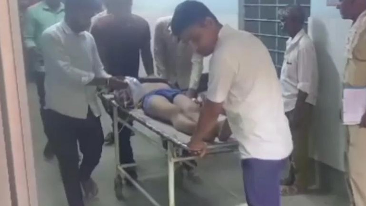 रतनगढ़ःयुवक ने कर लिया विषाक्त पदार्थ का सेवन,हुआ ये नतीजा,देखें आप भी