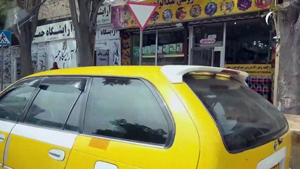 El gobierno talibán de Afganistán ordena el cierre de salones de belleza