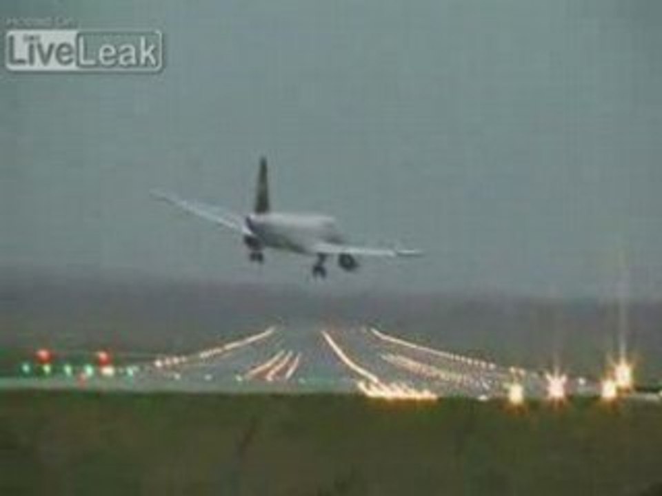 AIRBUS  A320