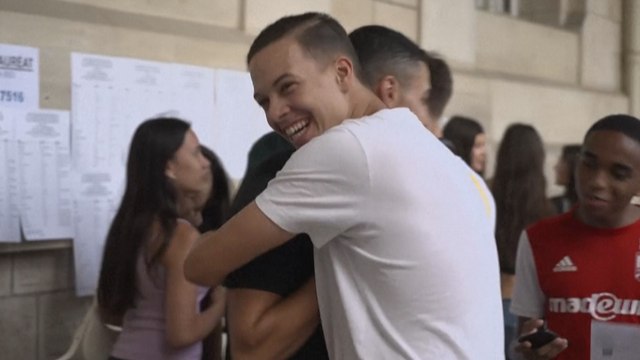 « J'ai mon bac ! » : les candidats découvrent leurs résultats, avec près de 85% d'admis