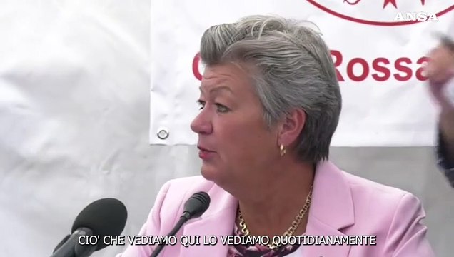 Migranti, Johansson: Stiamo valutando ulteriore supporto finanziario per Lampedusa