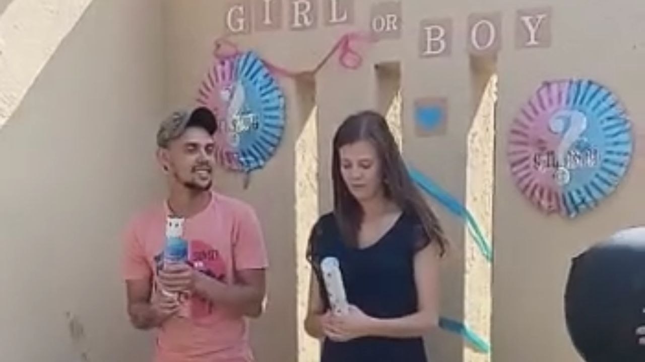 Eager parents-to-be find out the gender of their forthcoming bundle of joy